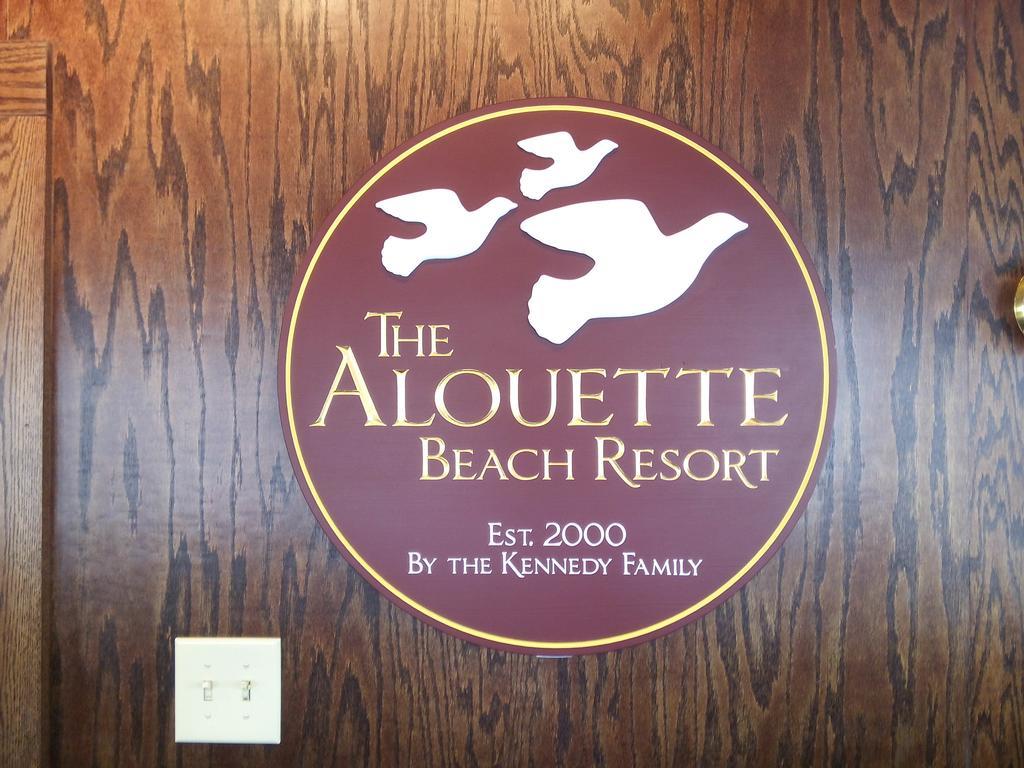 Alouette Sunrise Suites Олд-Орчард-Бич Экстерьер фото